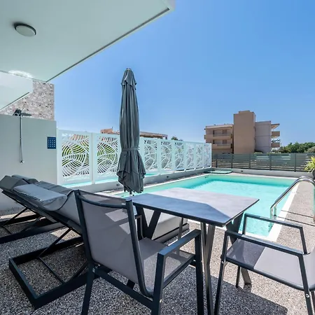 Kares With Private Pool By Estia Miasto Kos