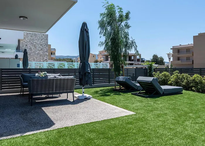 Kares With Private Pool By Estia Villa İstanköy