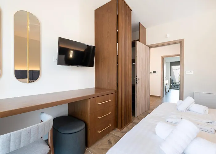 Kares With Private Pool By Estia Villa İstanköy