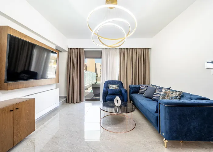 Kares With Private Pool By Estia * İstanköy