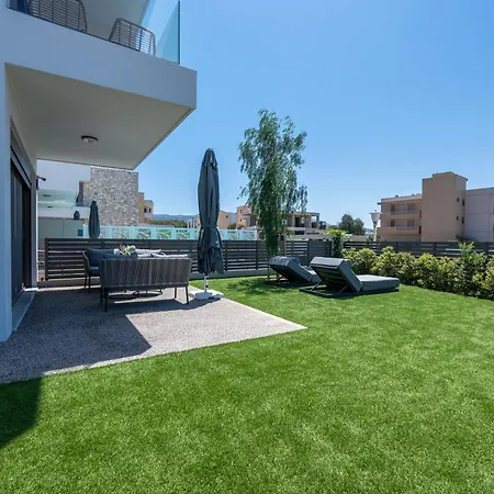 فيلة Kares With Private Pool By Estia