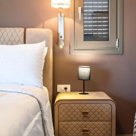 Kares With Private Pool By Estia Вілла Кос