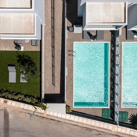 Kares With Private Pool By Estia *