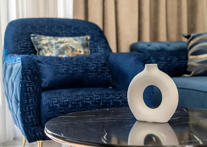 Kares With Private Pool By Estia *